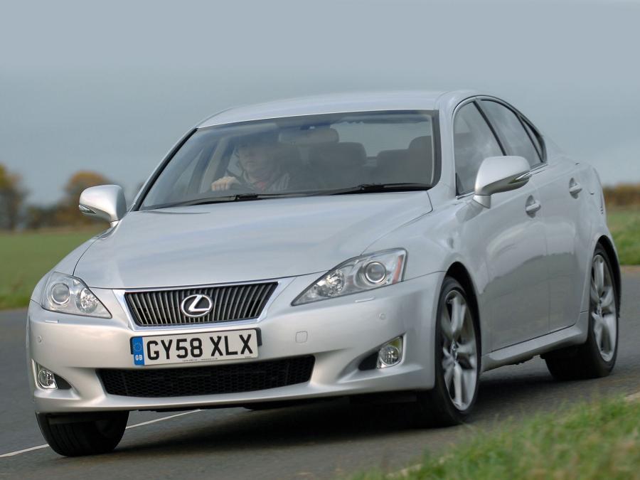  Lexus IS250 F-Sport 2010 года  (UK) (фото 13 из 29)